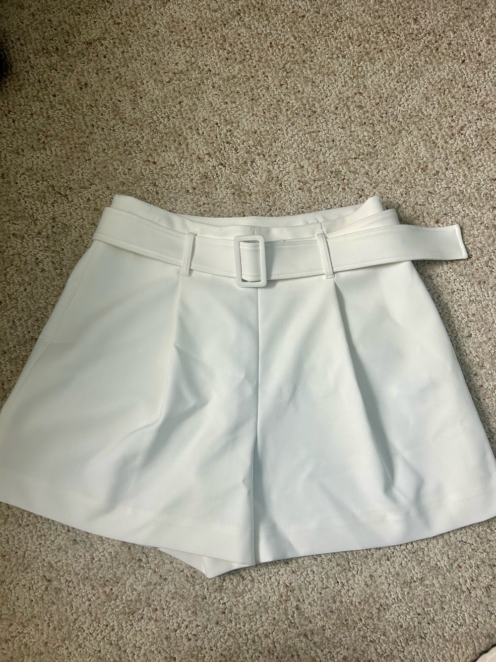 Elie Tahari White High-Waist Belted Tailored Shorts